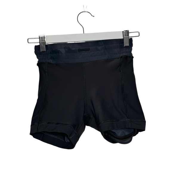 Lululemon Hotty Hot High-Rise Skirt Size: 2 - Picture 12 of 16